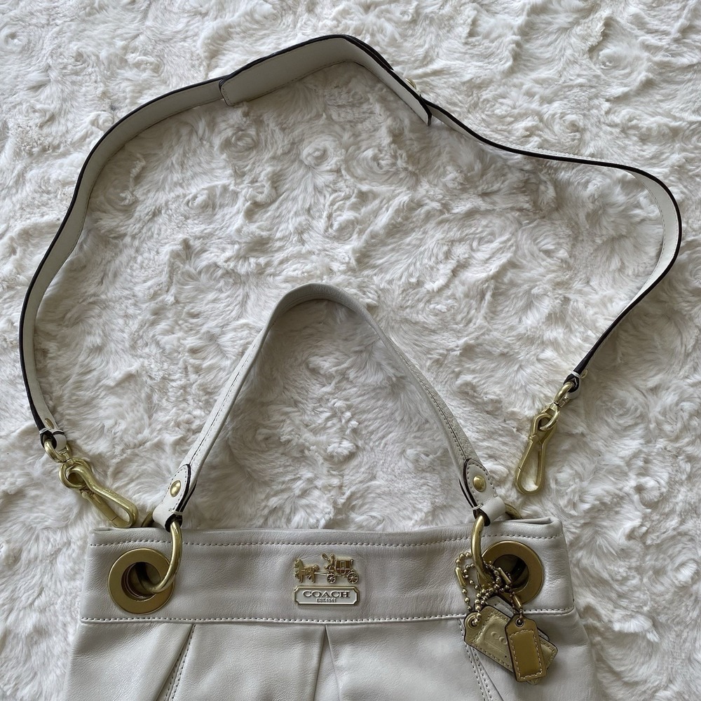 Vintage Coach Pearl Ivory Leather Hobo Shoulder Handbag 14576 Gold Logo Pleated - Picture 12 of 16